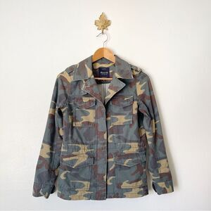 Madewell Camo print jacket preowned size XS 100% Cotton